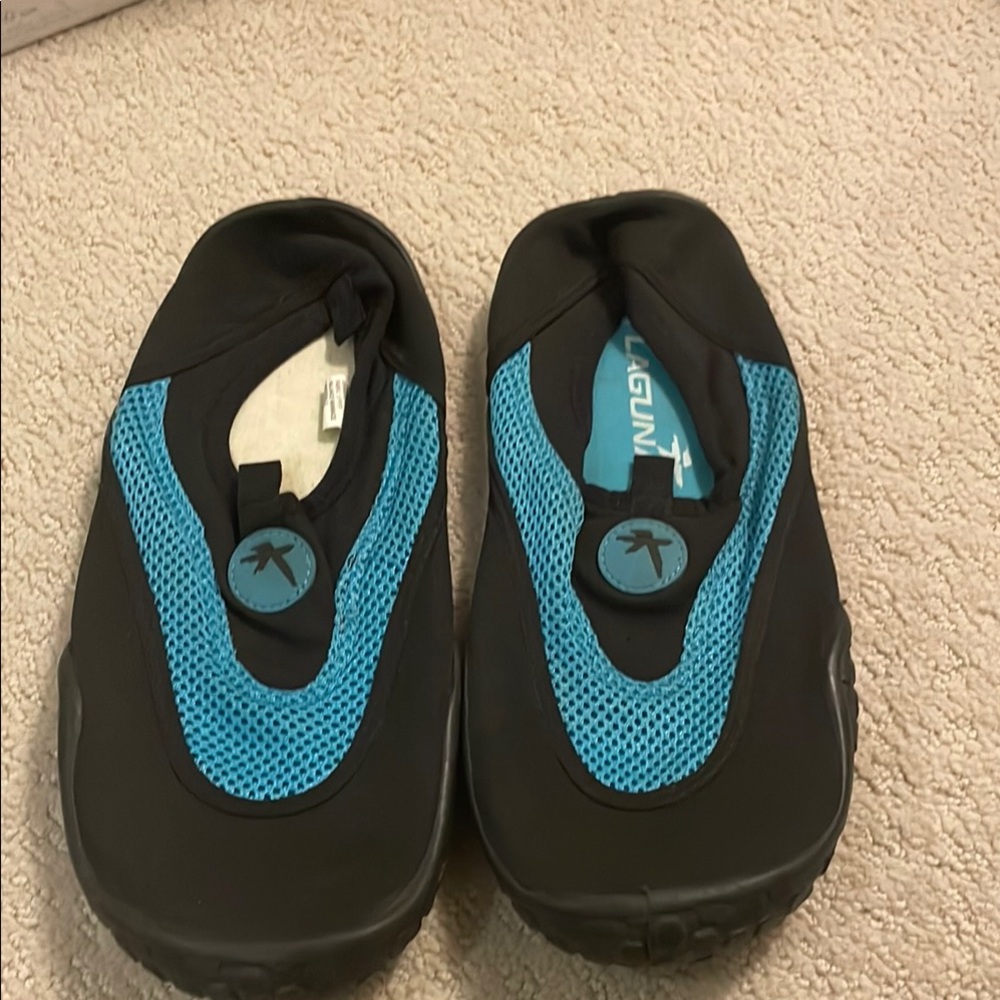 Laguna Black and Blue Water Shoes CHPL